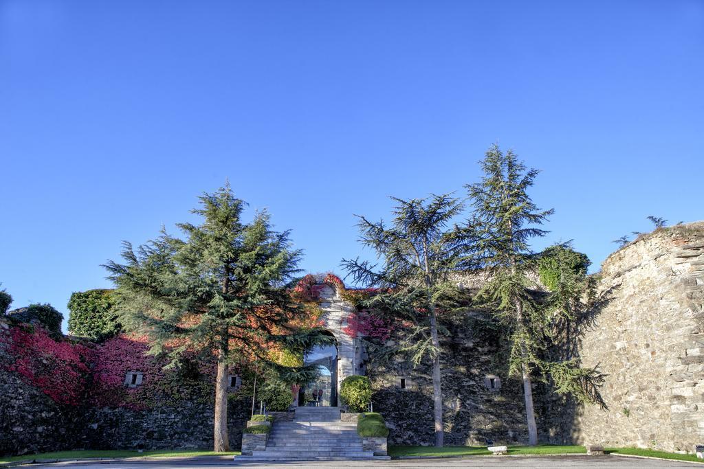 El Castell De Ciutat - Relais & Chateaux La Seu d'Urgell Ngoại thất bức ảnh