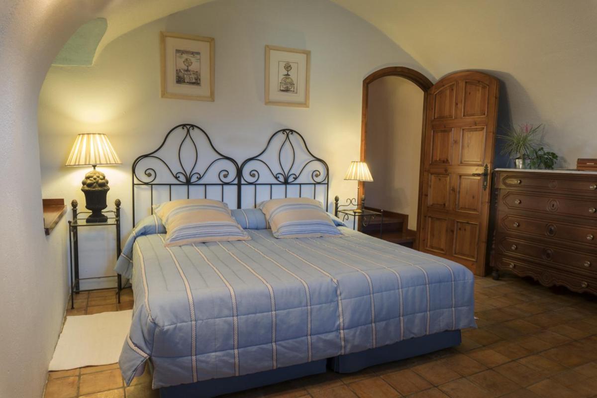 El Castell De Ciutat - Relais & Chateaux La Seu d'Urgell Ngoại thất bức ảnh